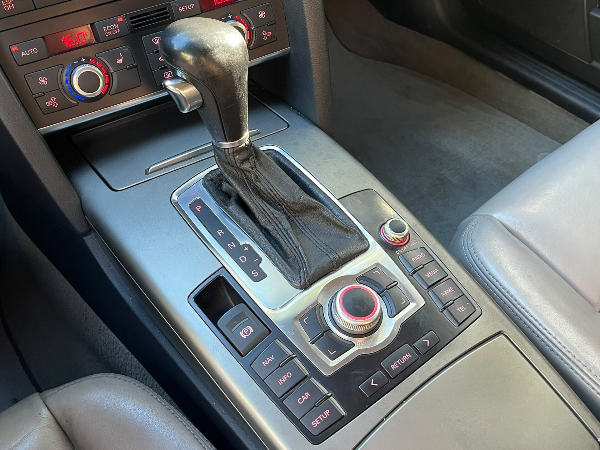 AUDI A6 ALLROAD