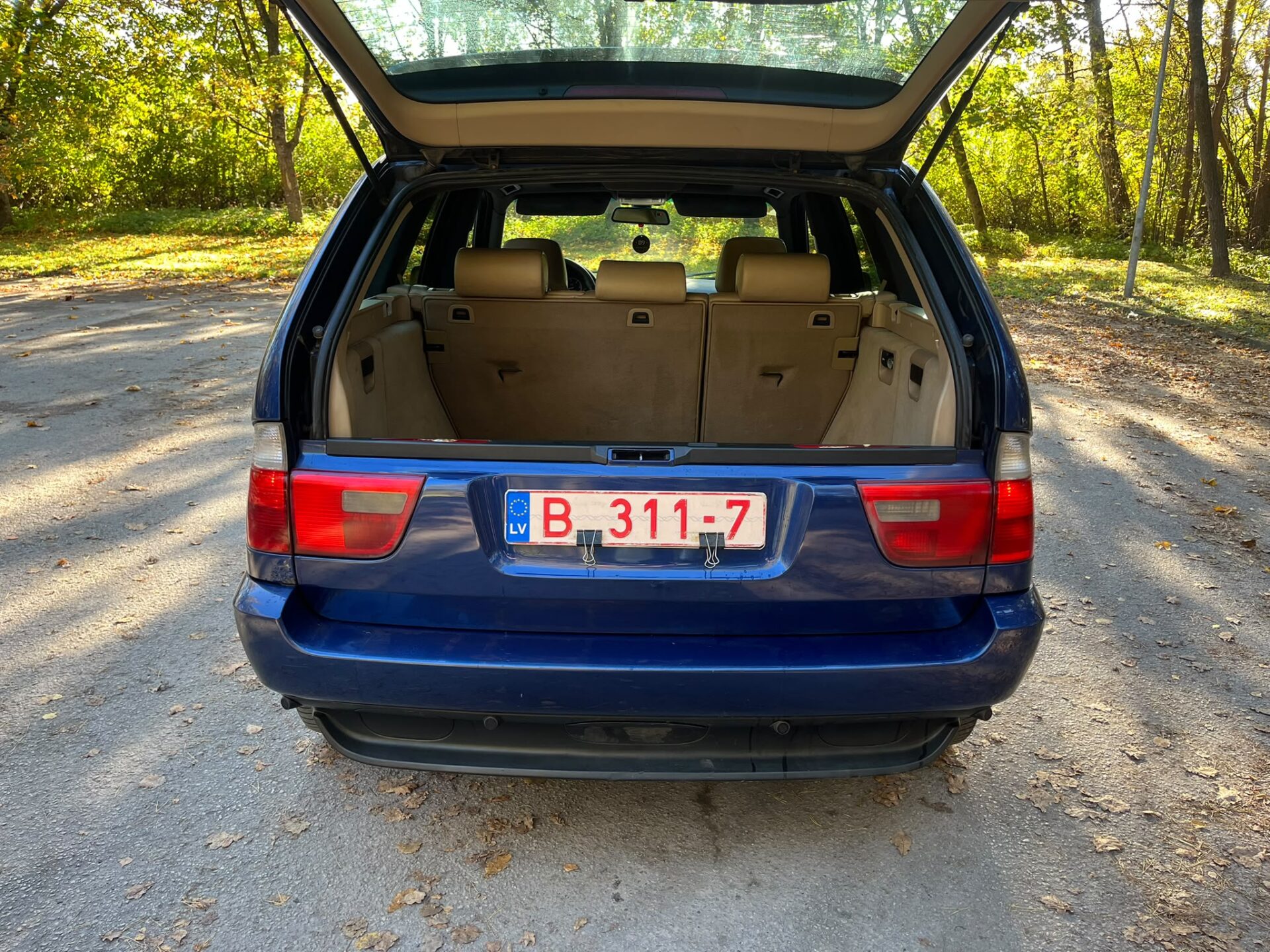 BMW X5(E53)