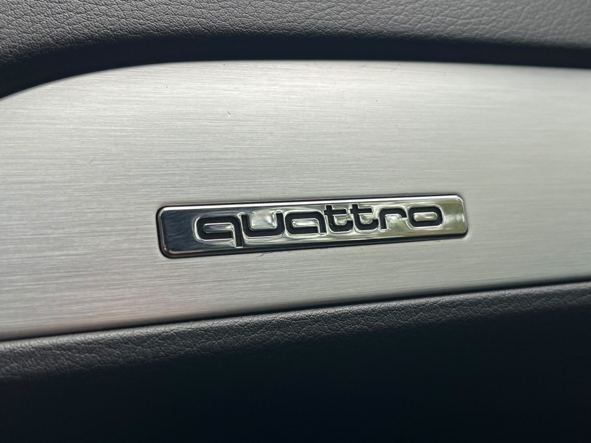 AUDI A6 S-LINE QUATTRO