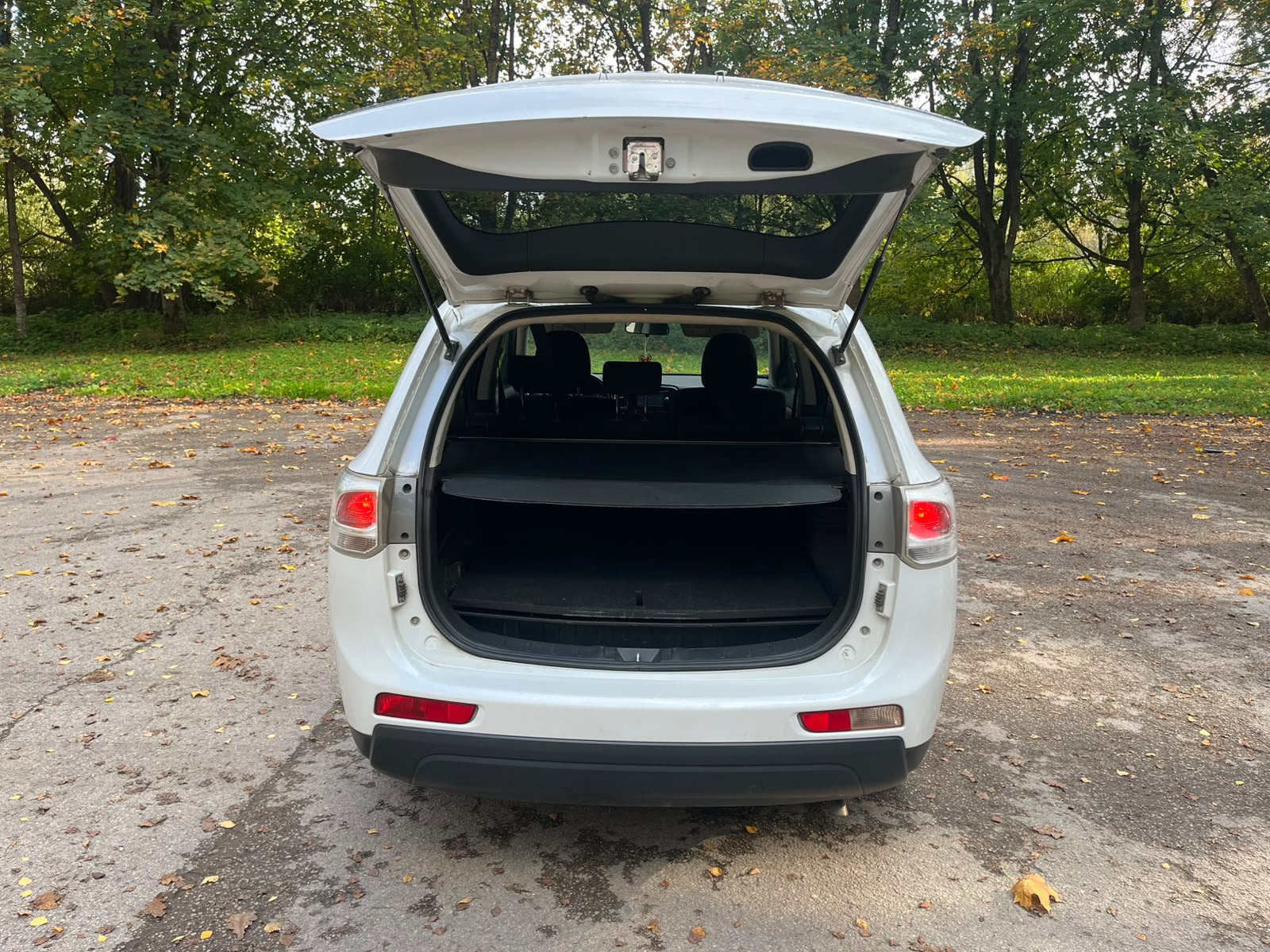 MITSUBISHI OUTLANDER 4WD