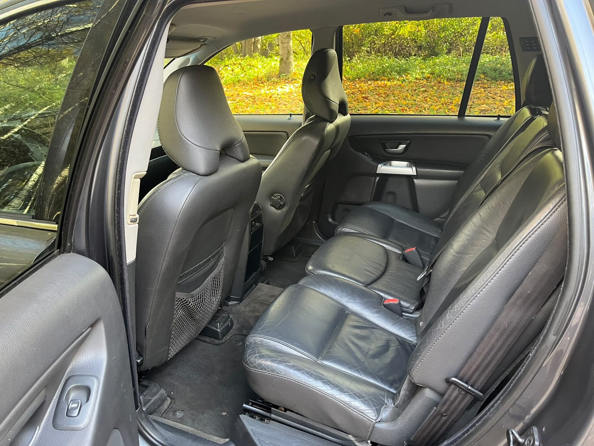 VOLVO XC90 7-VIETAS