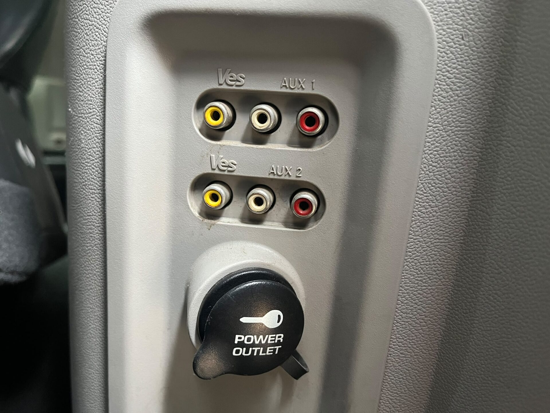 CHRYSLER GRAND VOYAGER STOW&GO