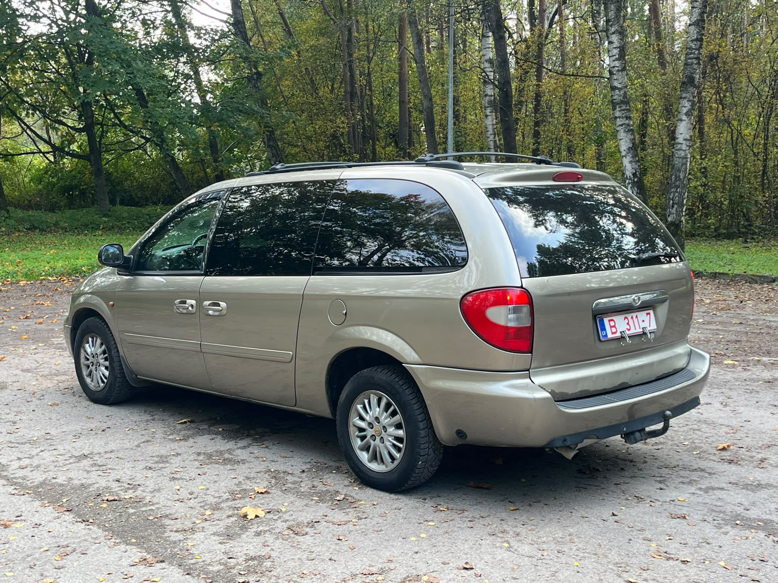CHRYSLER GRAND VOYAGER 7-VIETAS