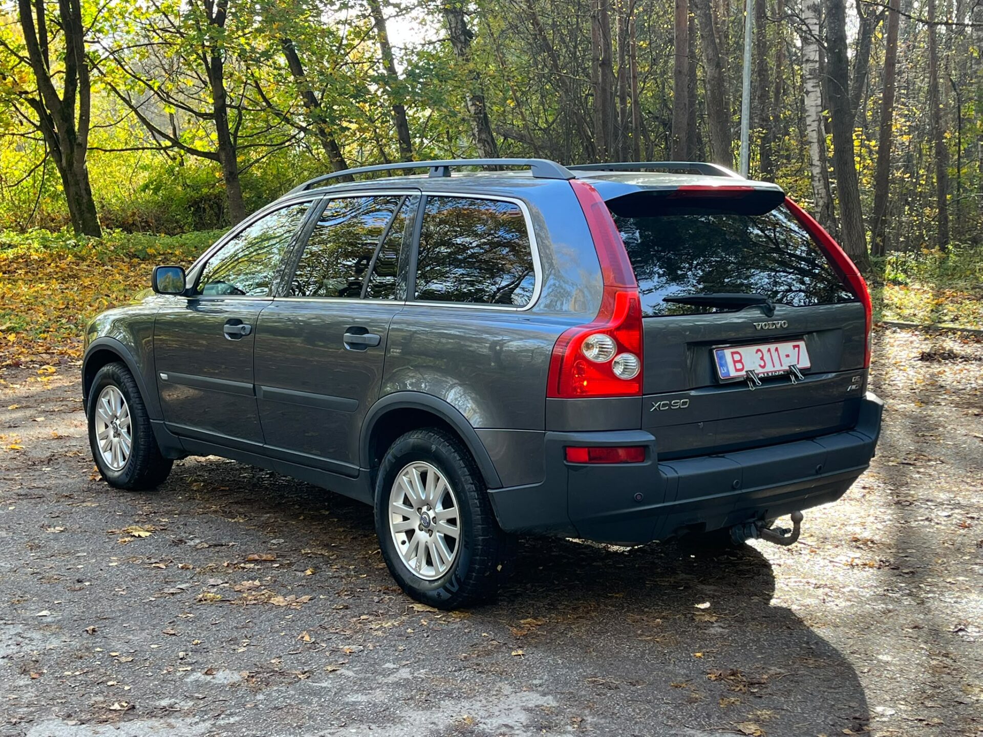 VOLVO XC90 7-VIETAS