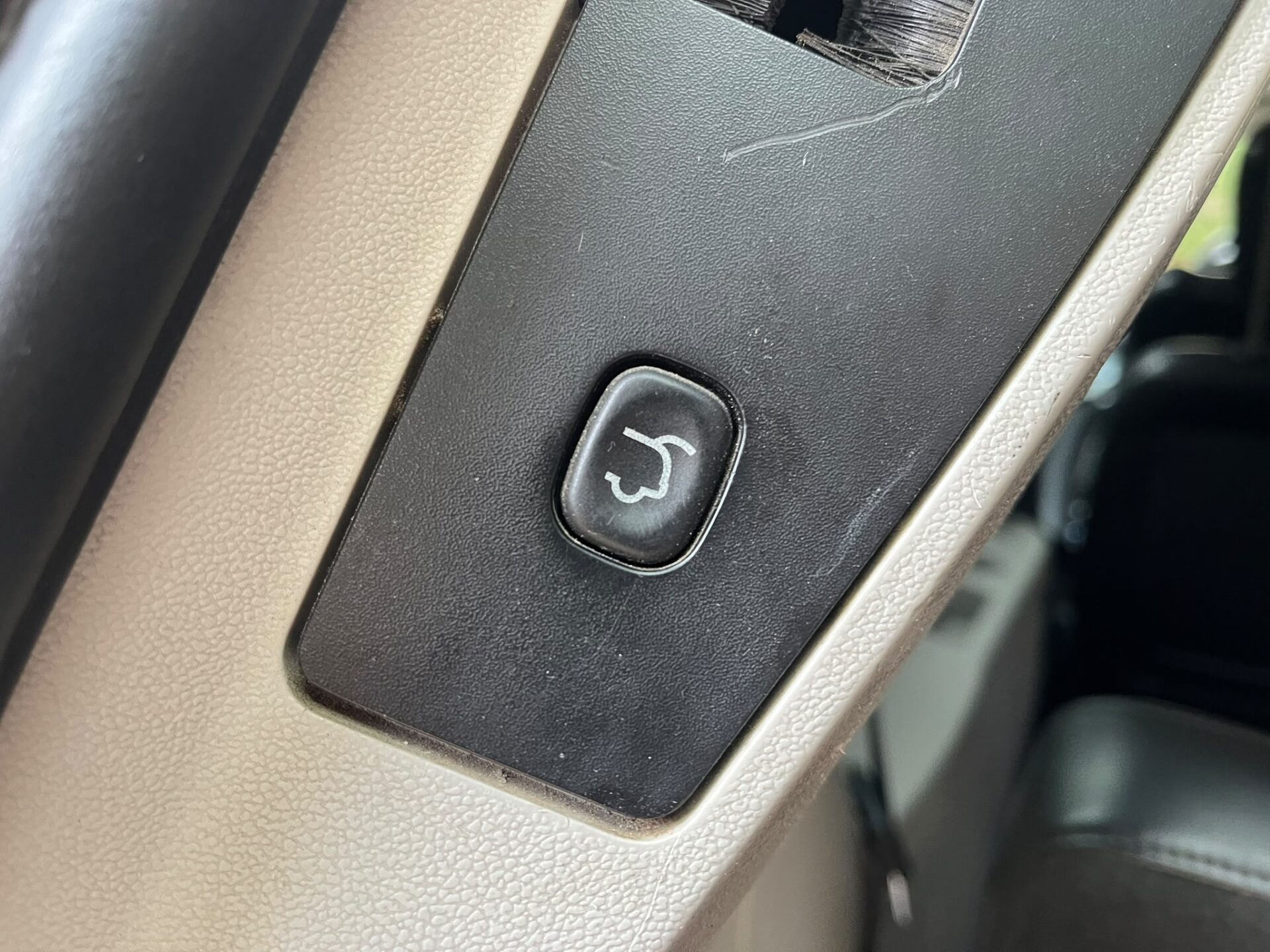 CHRYSLER GRAND VOYAGER STOW&GO