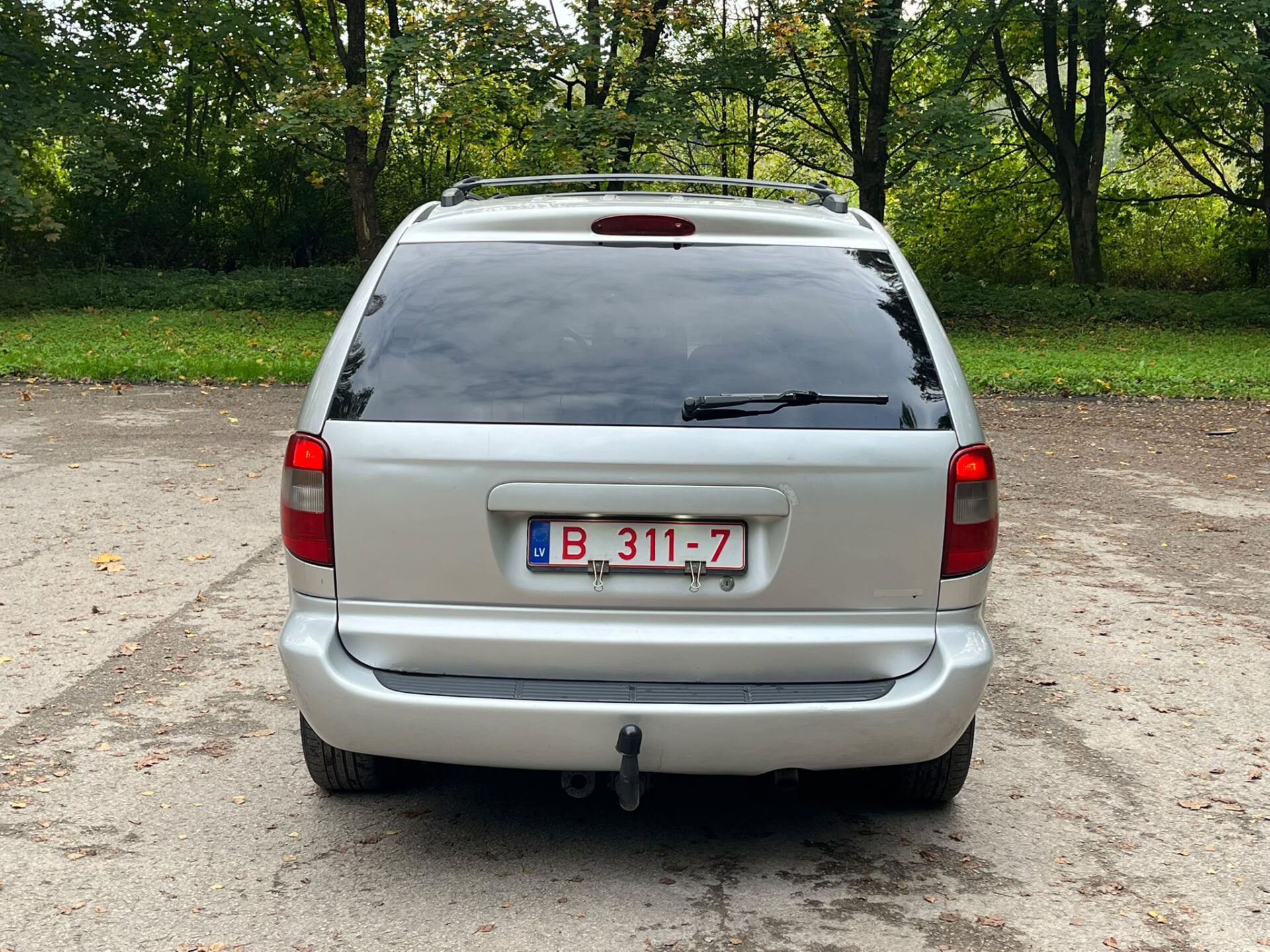 CHRYSLER VOYAGER 7-VIETAS