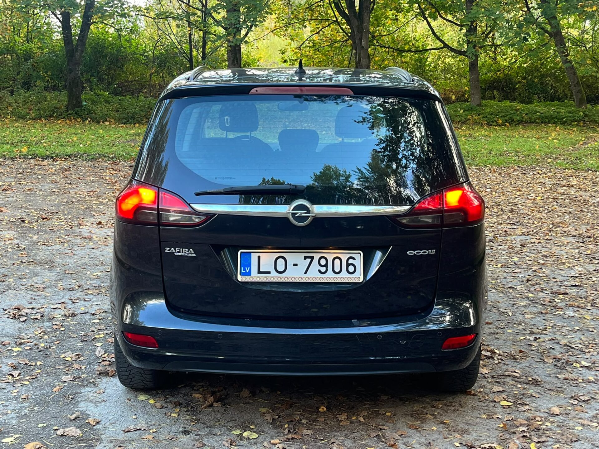 OPEL ZAFIRA TOURER 7-VIETAS