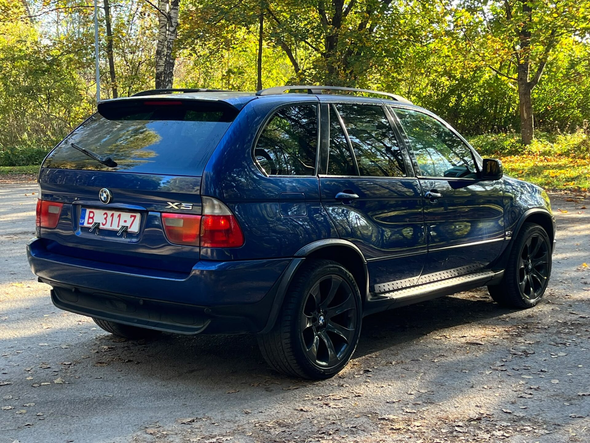 BMW X5(E53)