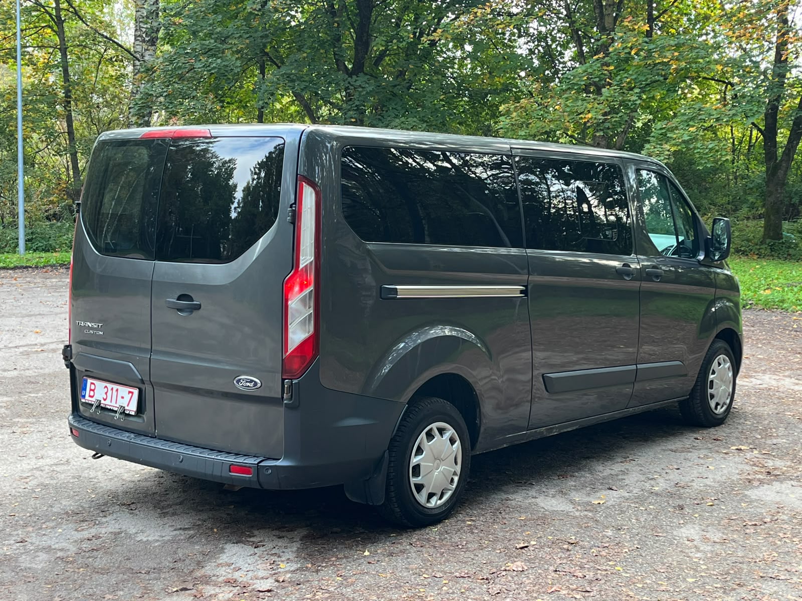 FORD TRANSIT CUSTOM 9-VIETAS