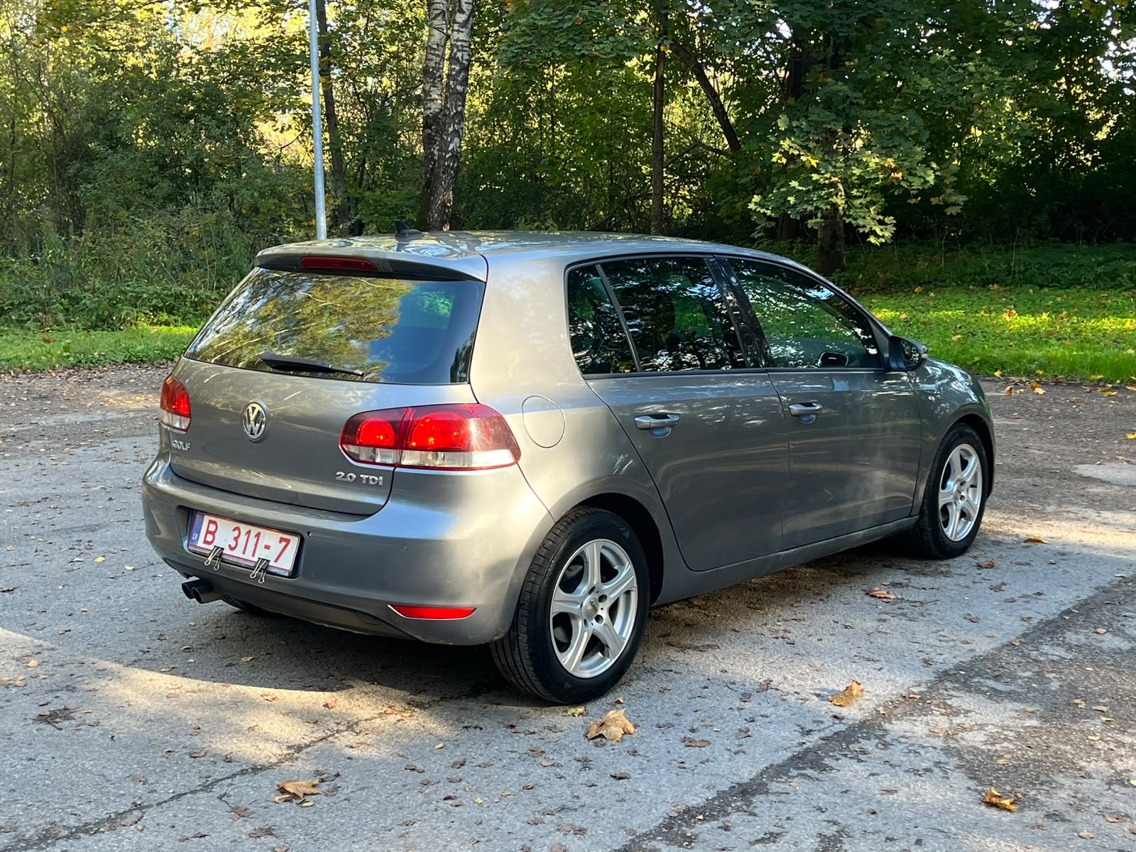 VW GOLF