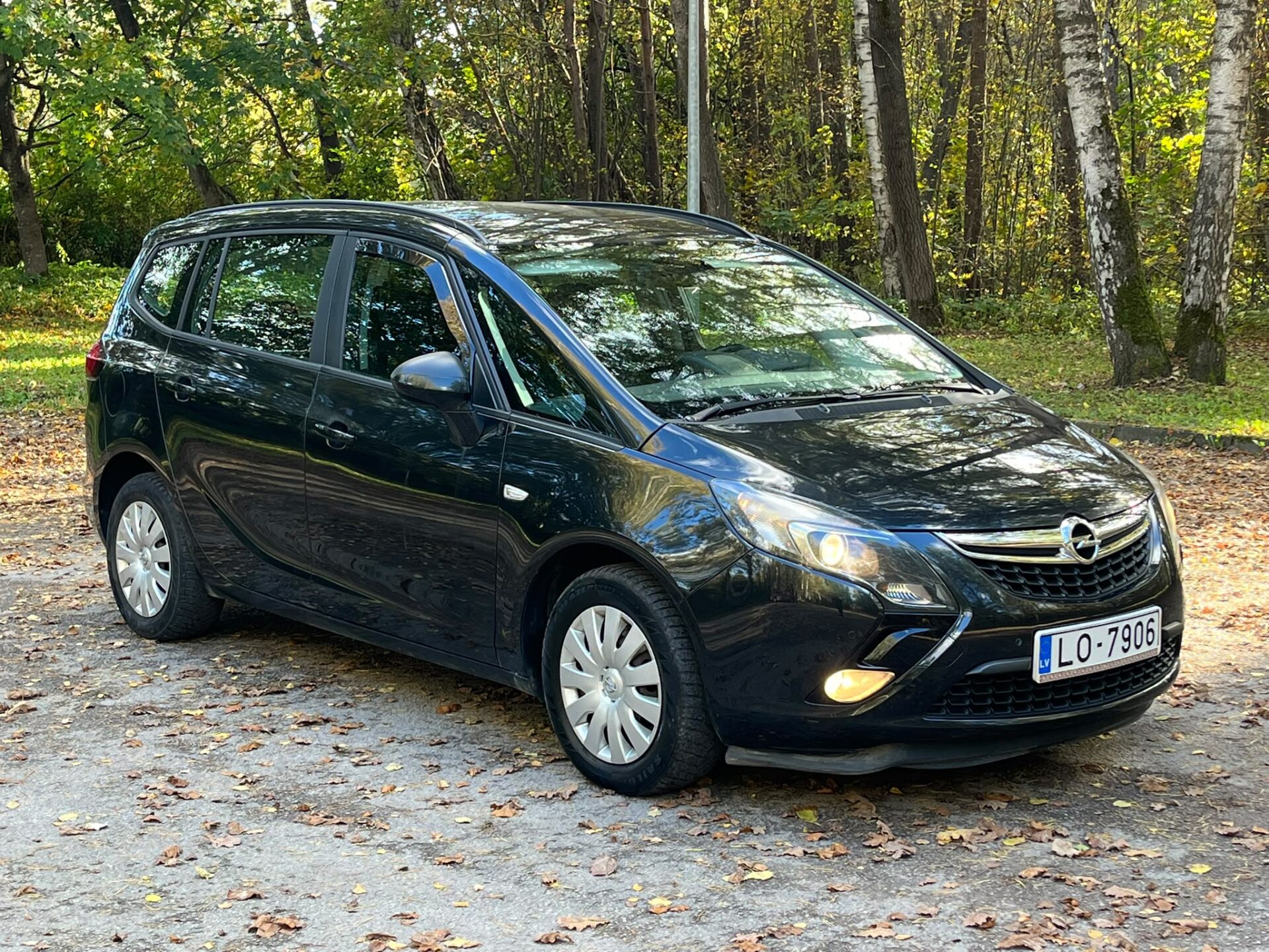 OPEL ZAFIRA TOURER 7-VIETAS