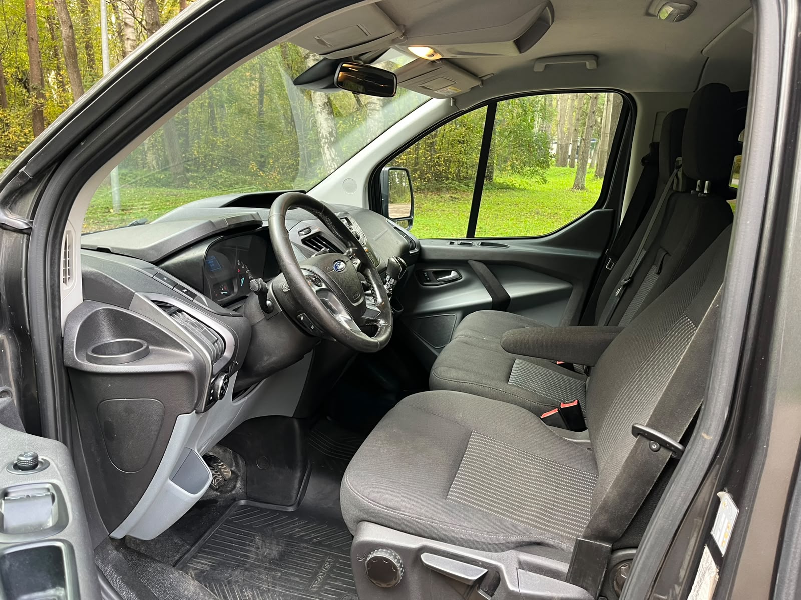 FORD TRANSIT CUSTOM 9-VIETAS