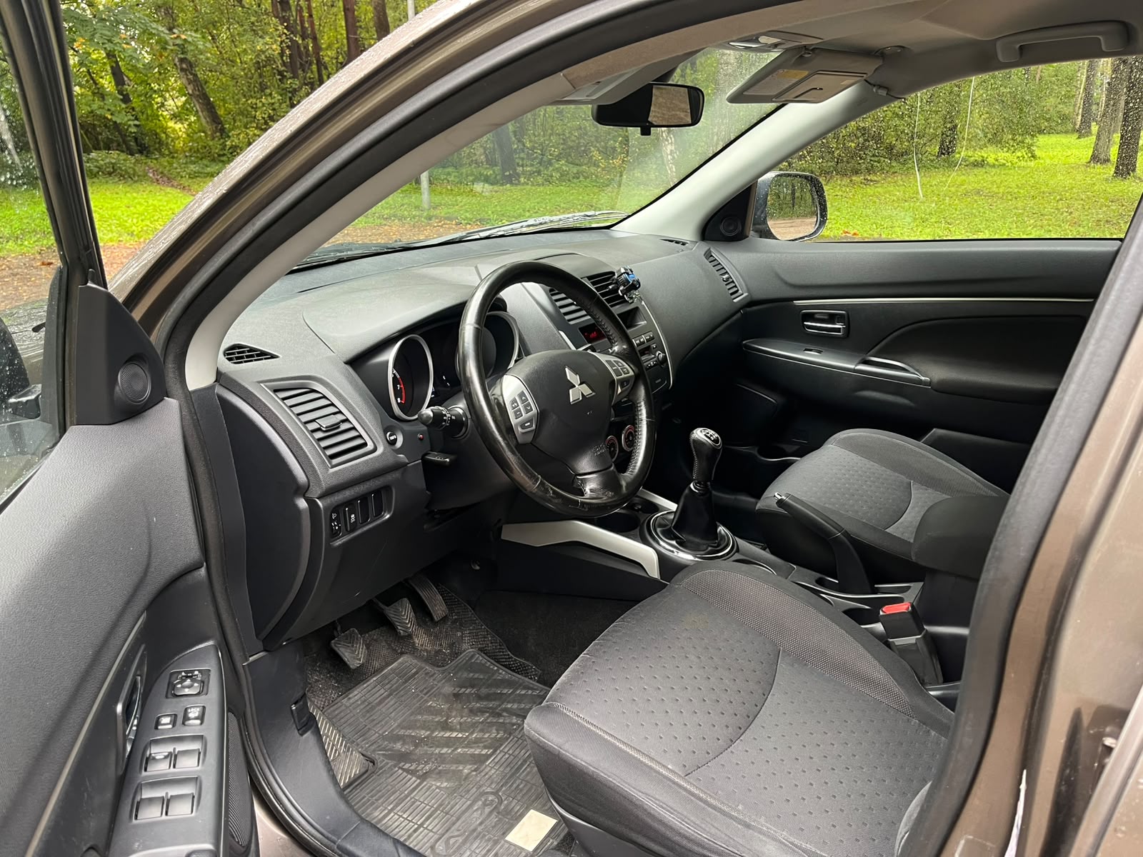 MITSUBISHI ASX